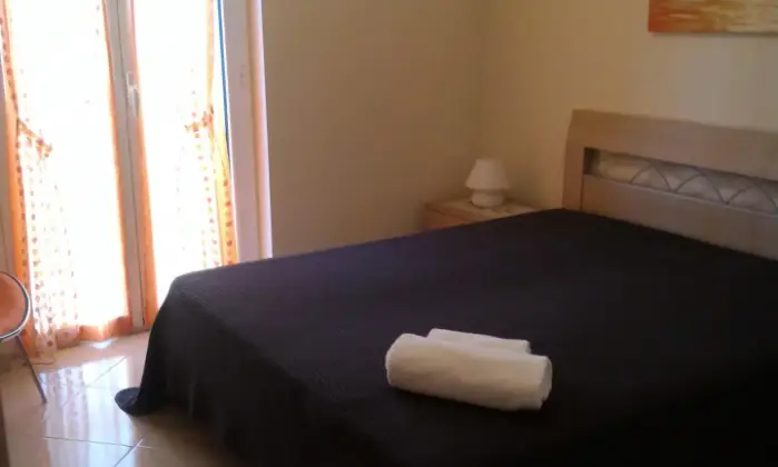 Rexer-policoro-Villetta-elegante-con-Veranda-affaccio-piscina-CAMERA-DA-LETTO