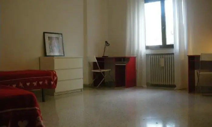 Rexer-Bari-Zona-ECONOMIAPoliclinico-posto-letto-in-doppia-CAMERA-DA-LETTO