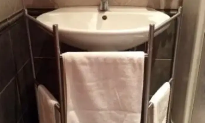 Rexer-Roma-Vaticano-affitto-brevi-periodi-BAGNO