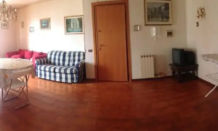 Rexer-Tivoli-Appartamento-o-stanze-per-studenti-SALONE