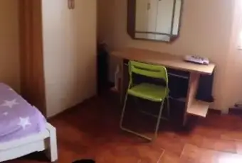 Rexer-Tivoli-Appartamento-o-stanze-per-studenti-CAMERA-DA-LETTO