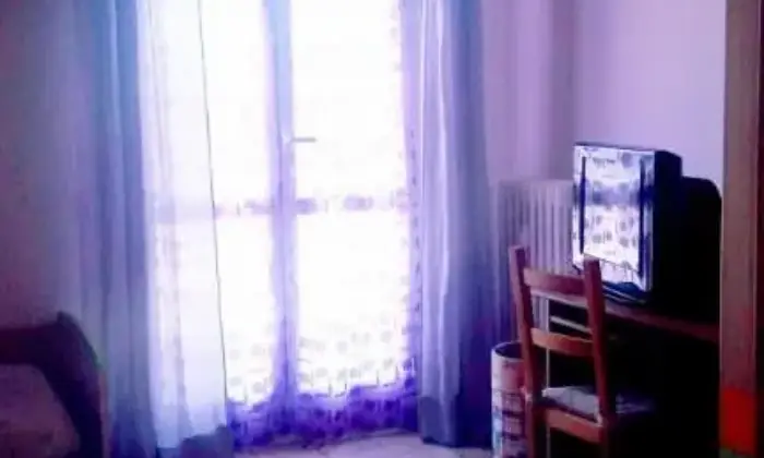 Rexer-Milano-Posto-letto-in-stanza-doppia-CAMERA-DA-LETTO