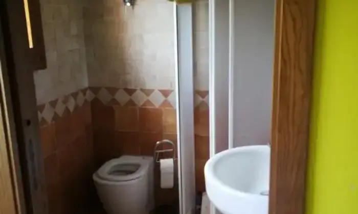 Rexer-Siena-Posto-in-stanza-singola-con-bagno-privato-BAGNO