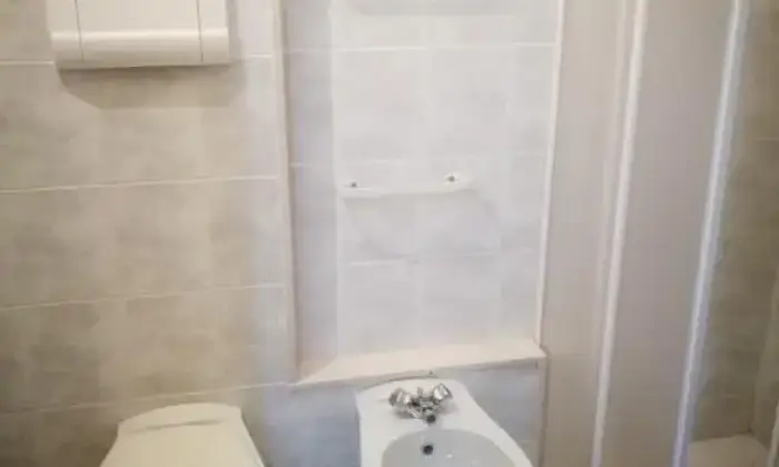 Rexer-San-Giovanni-Rotondo-Posto-al-piano-terra-ingresso-indipendente-BAGNO