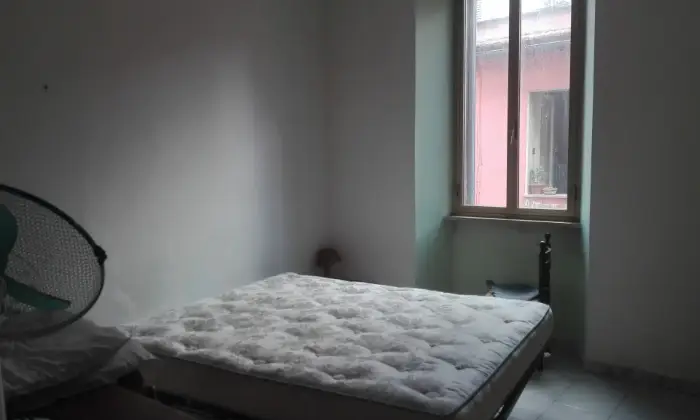 Rexer-VITERBO-Affitto-stanza-studenti-CAMERA-DA-LETTO