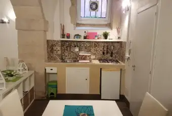 Rexer-Siracusa-Affitto-Loft-in-Ortigia-zona-mercato-CUCINA