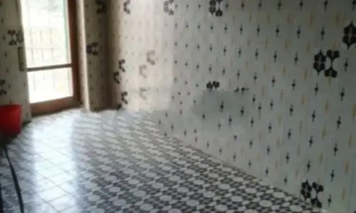 Rexer-Napoli-Quadrilocale-in-affitto-in-viale-Privato-Ziviello-Carlo-CUCINA