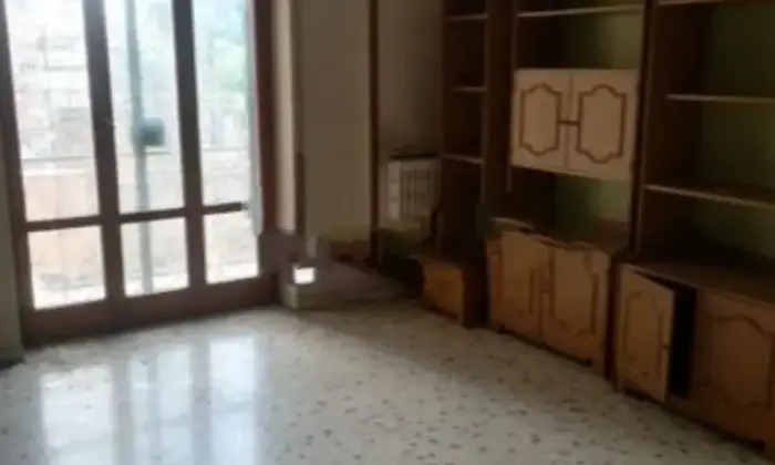 Rexer-Napoli-Quadrilocale-in-affitto-in-viale-Privato-Ziviello-Carlo-CAMERA-DA-LETTO