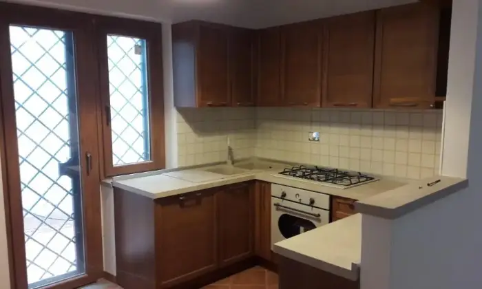 Rexer-Formello-Villino-con-vista-sulla-valle-del-sorbo-CUCINA