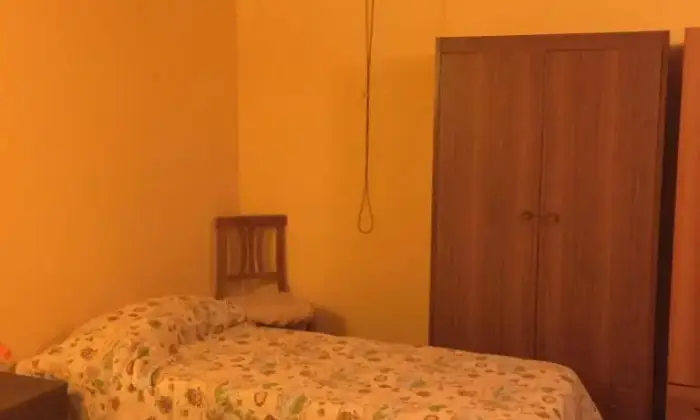Rexer-Cosenza-Posti-letto-al-centro-di-Cosenza-CAMERA-DA-LETTO
