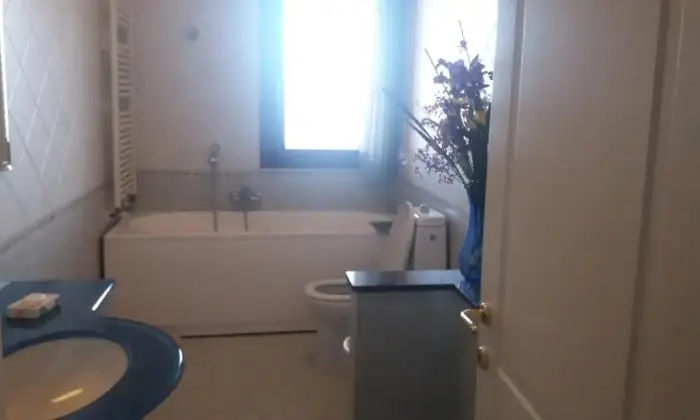 Rexer-Siracusa-Appartamento-con-mansarda-e-garage-BAGNO