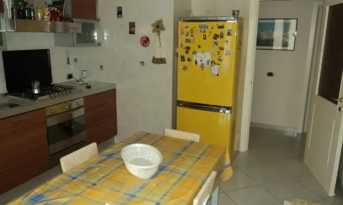 Rexer-Siracusa-Appartamento-con-mansarda-e-garage-CUCINA