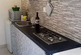 Rexer-La-Spezia-Bilocale-con-spazio-esterno-CUCINA