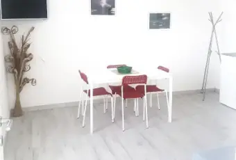 Rexer-La-Spezia-Bilocale-con-spazio-esterno-CUCINA