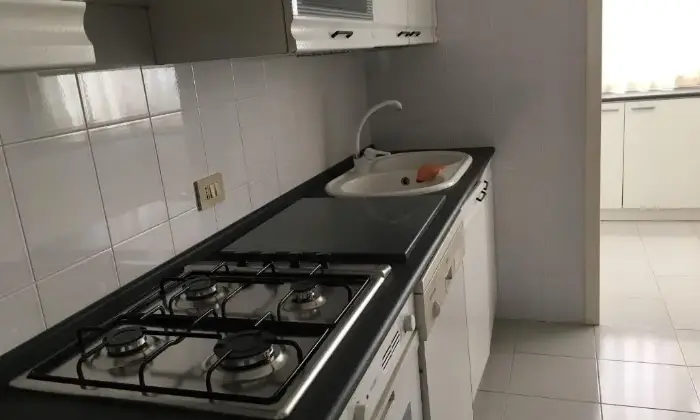 Rexer-Marsala-Attico-di-mq-in-centro-con-vista-sulle-Isole-Egadi-CUCINA