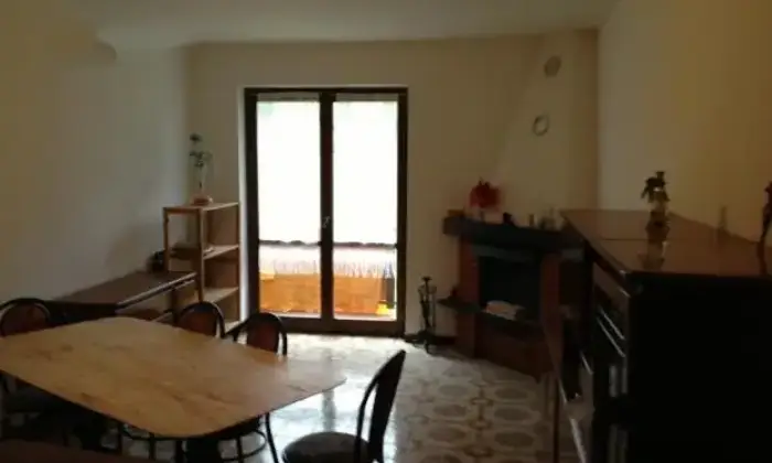 Rexer-Mezzoldo-Trilocale-in-montagna-SALONE