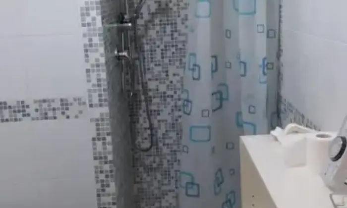 Rexer-Roma-AFFITTO-STANZA-SINGOLA-BAGNO