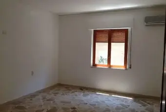 Rexer-Belmonte-Mezzagno-Luminoso-vani-CAMERA-DA-LETTO
