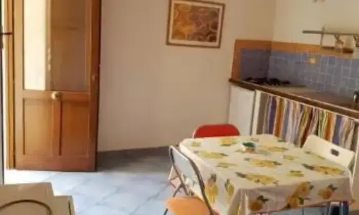 Rexer-Trapani-Appartamento-in-affitto-in-un-intero-stabile-CUCINA