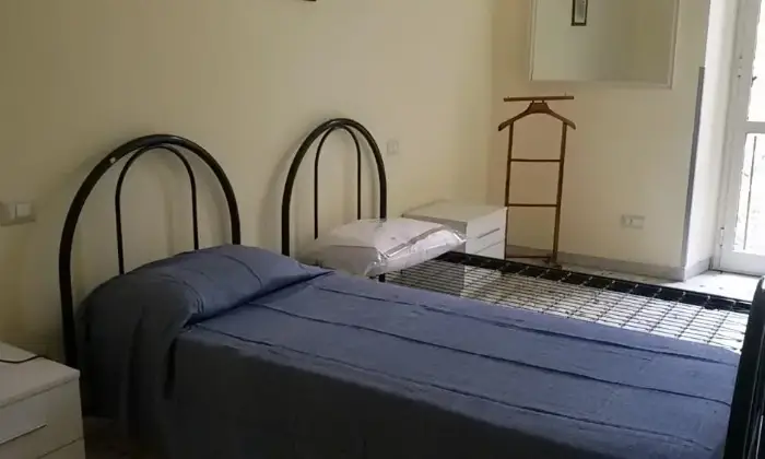 Rexer-Frosinone-Ampio-appartamento-centrale-ideale-per-studenti-CAMERA-DA-LETTO