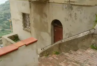 Rexer-Castroreale-In-affitto-appartamento-interamente-da-ristrutturare-ALTRO