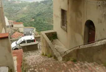 Rexer-Castroreale-In-affitto-appartamento-interamente-da-ristrutturare-ALTRO