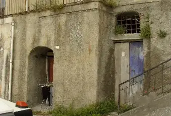 Rexer-Castroreale-In-affitto-appartamento-interamente-da-ristrutturare-ALTRO