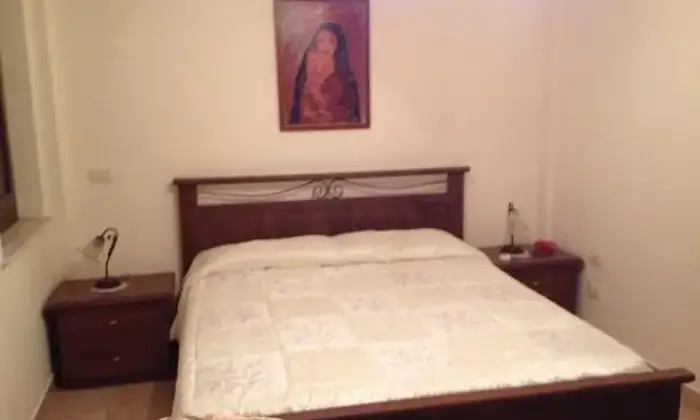 Rexer-Butera-Affitto-di-villetta-a-schiera-in-contrada-Desusino-snc-Butera-CAMERA-DA-LETTO