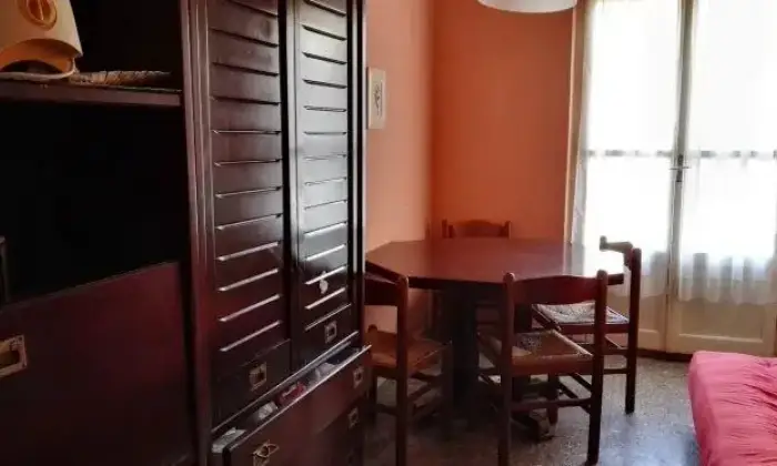 Rexer-Firenze-posti-letto-per-studentesse-ALTRO
