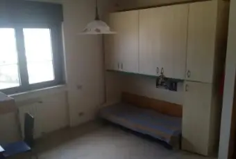 Rexer-Bari-Ultime-Stanze-per-Lavoratori-Specializzandi-Studenti-uomini-CAMERA-DA-LETTO