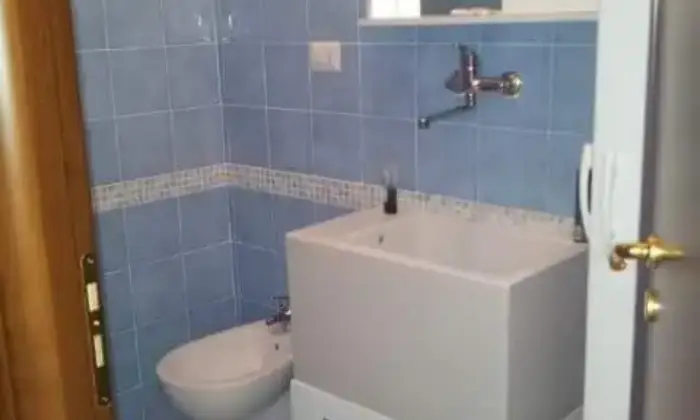 Rexer-Rende-Appartamento-o-posti-letto-in-stanza-singola-o-doppia-BAGNO