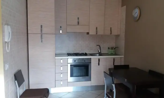 Rexer-Rende-Appartamento-o-posti-letto-in-stanza-singola-o-doppia-CUCINA