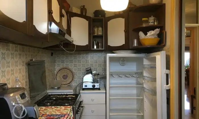 Rexer-Perugia-Appartamento-panoramico-Montegrillo-Perugia-CUCINA