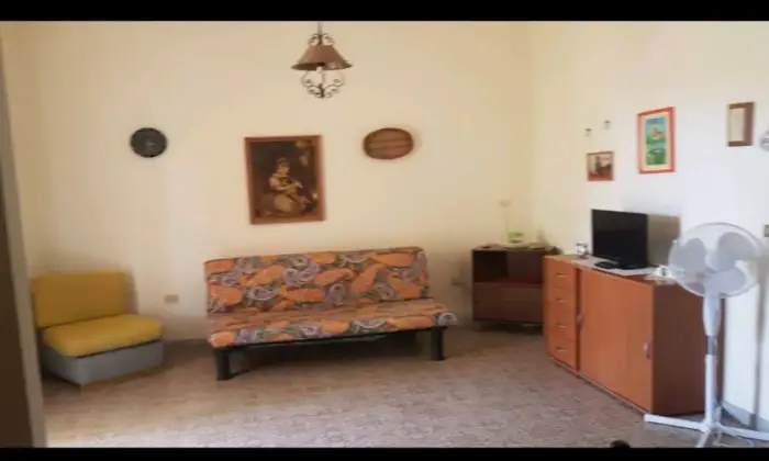 Rexer-Avola-Appartamento-a-pochi-passi-dal-mare-Sabbiadoro-Avola-SALONE
