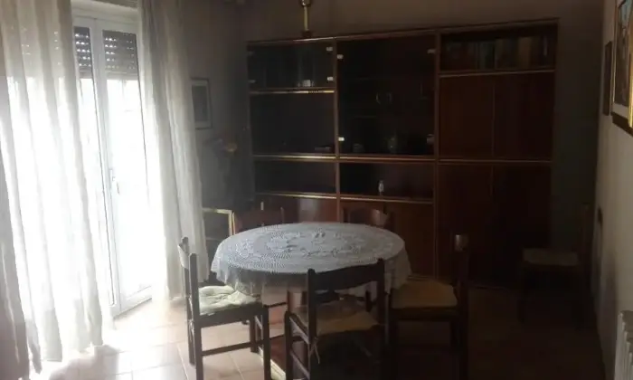 Rexer-Roma-Appartamento-Centocelle-SALONE