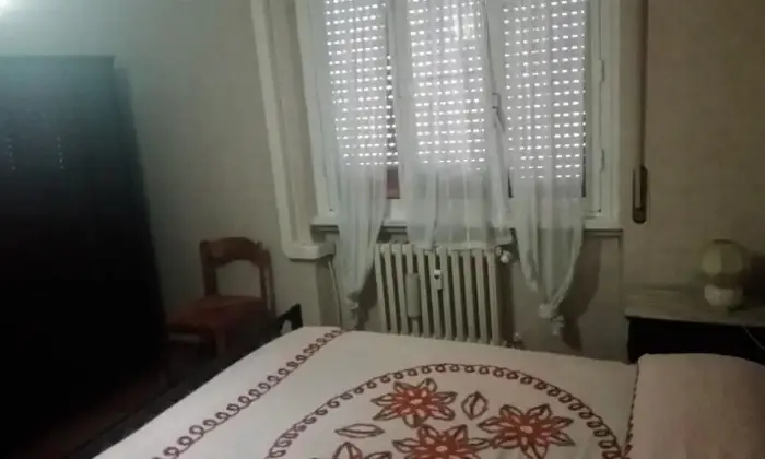 Rexer-Roma-Appartamento-Centocelle-CAMERA-DA-LETTO