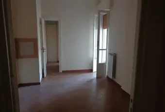 Rexer-Palermo-Ampio-e-luminoso-appartamento-dotato-di-tutti-i-confort-CUCINA