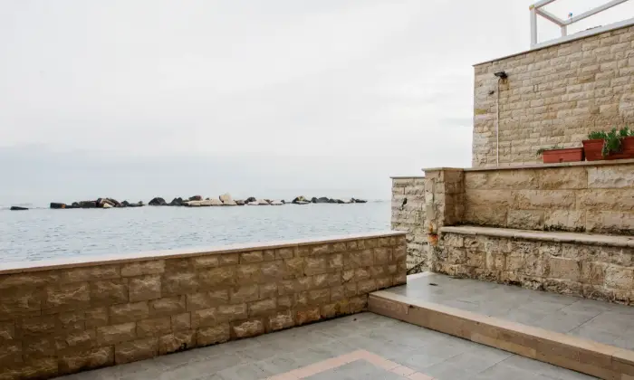 Rexer-Molfetta-Appartamento-in-pietra-nel-borgo-antico-di-Molfetta-ESTERNO
