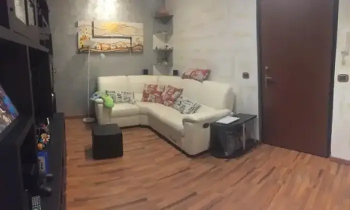 Rexer-Genova-Appartamento-trasfertististudenti-SALONE