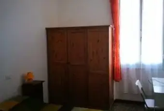 Rexer-Genova-Affitto-di-Appartamento-in-via-imperiale-CAMERA-DA-LETTO
