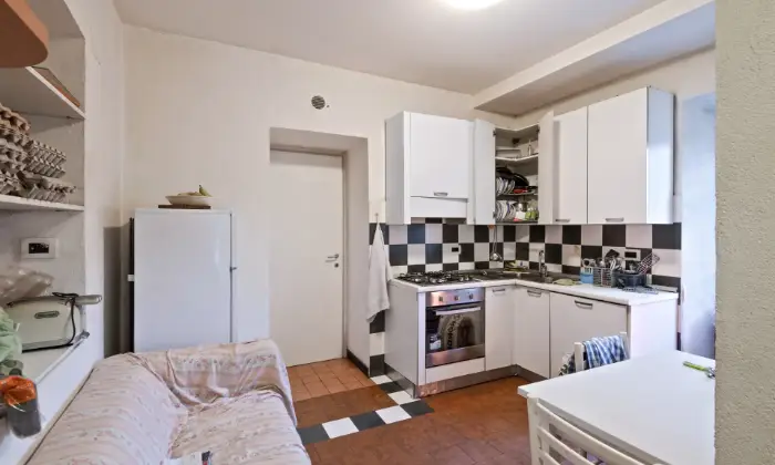 Rexer-Pontinvrea-Appartamento-in-collina-Pontivrea-SALONECUCINA
