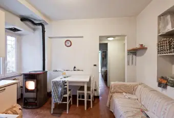 Rexer-Pontinvrea-Appartamento-in-collina-Pontivrea-SALONECUCINA