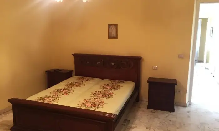 Rexer-Reggio-di-Calabria-Appartamento-al-centro-di-Reggio-Calabria-CAMERA-DA-LETTO