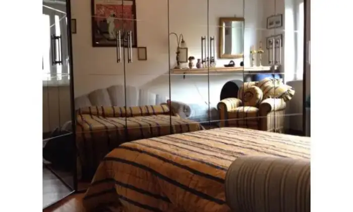 Rexer-Roma-Stanza-matrimoniale-con-bagno-CAMERA-DA-LETTO