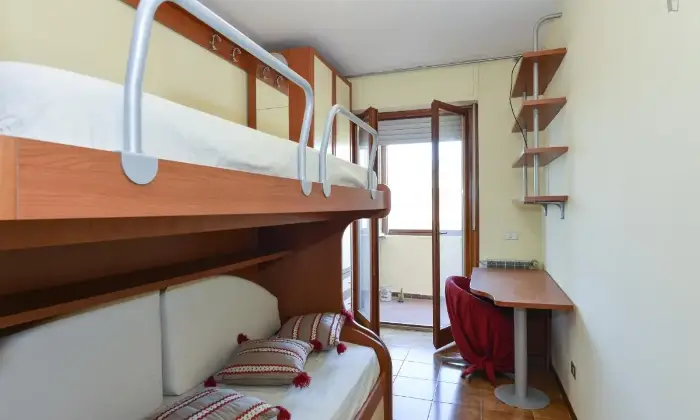 Rexer-Roma-Attico-a-Cinecitt-CAMERA-DA-LETTO