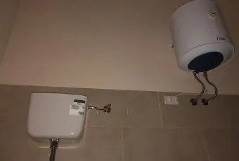 Rexer-Napoli-Bilocale-ristrutturato-soppalcato-BAGNO