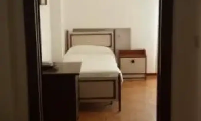 Rexer-Chioggia-SOTTOMARINA-per-insegnanti-da-settembre-a-giugno-CAMERA-DA-LETTO