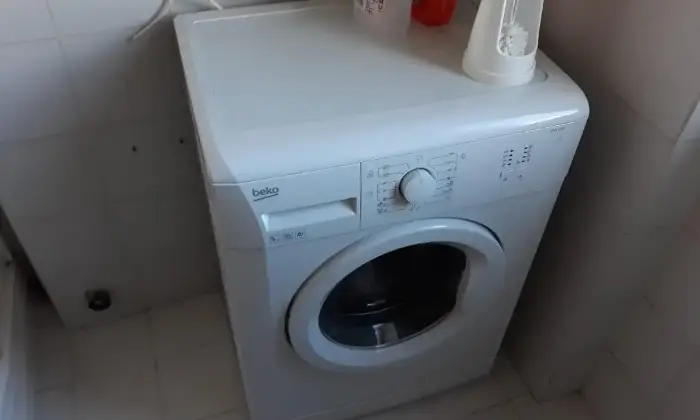 Rexer-Pomezia-AFFITTO-STANZA-ARREDATA-POMEZIA-CENTRO-BAGNO