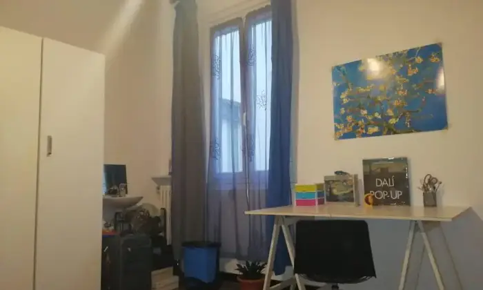 Rexer-Genova-Due-camere-per-studenti-CAMERA-DA-LETTO