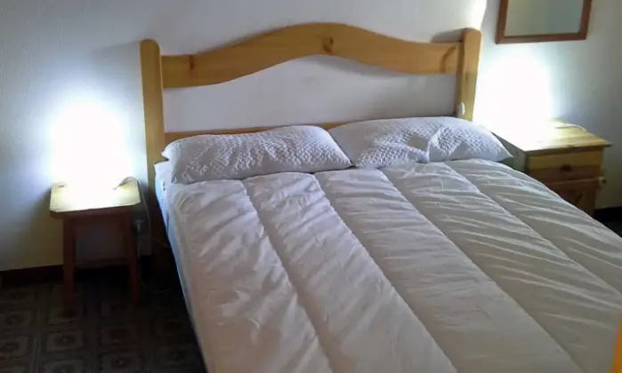 Rexer-Frabosa-Sottana-Appartamento-vista-piste-da-sci-CAMERA-DA-LETTO